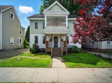 1010 Main St, West Springfield, Massachusetts, 8 Bedrooms Bedrooms, 14 Rooms Rooms,2 BathroomsBathrooms,Residential Income,For Sale,Main St,73422838