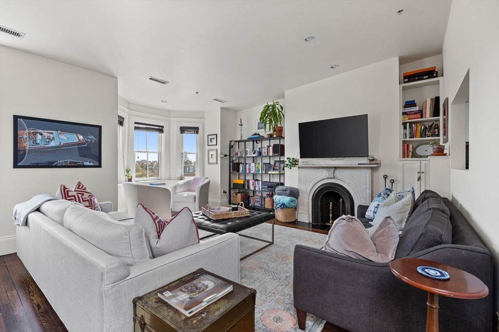 433 Columbus Ave, Boston, Massachusetts, 2 Bedrooms Bedrooms, 4 Rooms Rooms,1 BathroomBathrooms,Residential Lease,For Rent,Columbus Ave,73439963