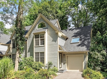 111 Brigham Street, Hudson, Massachusetts, 3 Bedrooms Bedrooms, 7 Rooms Rooms,2.5 BathroomsBathrooms,Residential Lease,For Rent,Brigham Street,73423357