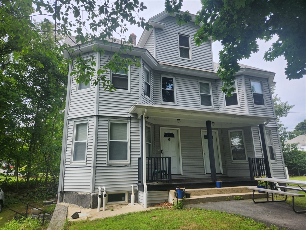 6 Pond Court, Leominster, Massachusetts, 2 Bedrooms Bedrooms, 5 Rooms Rooms,1 BathroomBathrooms,Residential Lease,For Rent,Pond Court,73434270