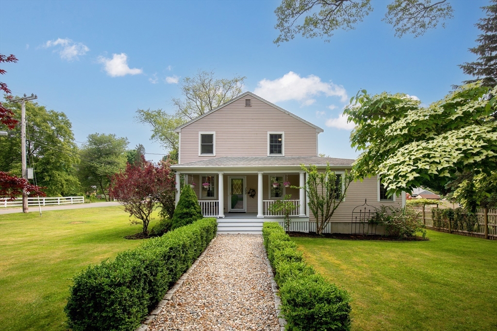 100 Elm St, Marshfield, Massachusetts, 5 Bedrooms Bedrooms, 11 Rooms Rooms,3.5 BathroomsBathrooms,Residential,For Sale,Elm St,73389010