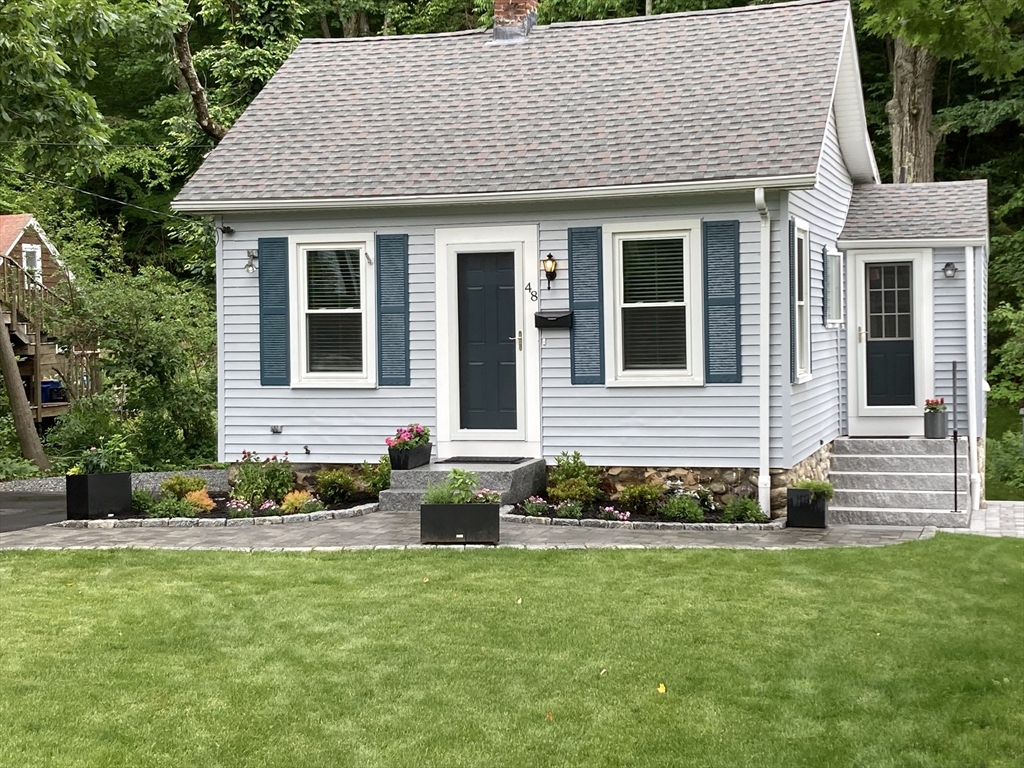 48 Dawson Rd, Worcester, Massachusetts, 1 Bedroom Bedrooms, 4 Rooms Rooms,1 BathroomBathrooms,Residential Lease,For Rent,Dawson Rd,73440159