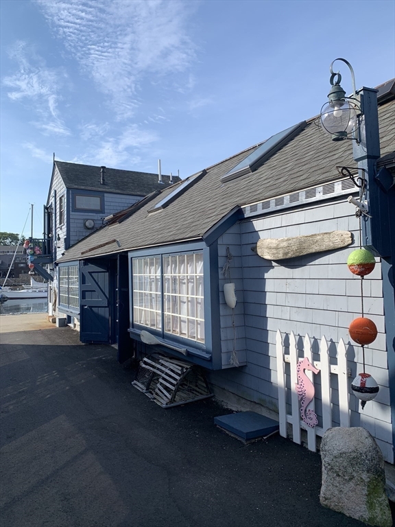 20 Tuna Wharf, Rockport, Massachusetts, 1 Room Rooms,1 BathroomBathrooms,Residential Lease,For Rent,Tuna Wharf,73433641