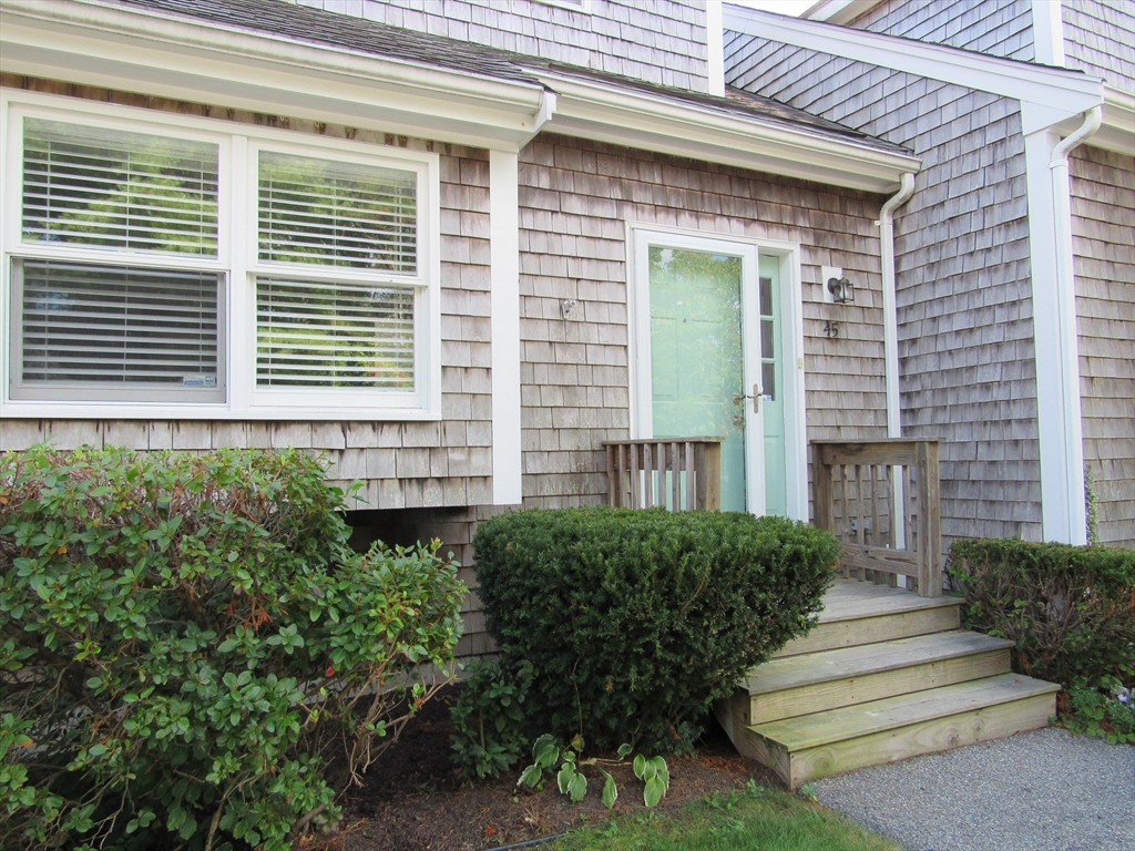 45 Harbor Hill Dr, Bourne, Massachusetts, 2 Bedrooms Bedrooms, 4 Rooms Rooms,2 BathroomsBathrooms,Residential Lease,For Rent,Harbor Hill Dr,73434186