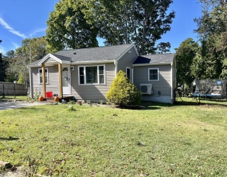 35 Lancaster Ave, Plymouth, Massachusetts, 2 Bedrooms Bedrooms, 4 Rooms Rooms,1 BathroomBathrooms,Residential Lease,For Rent,Lancaster Ave,73440086