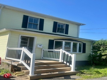 3 Ralph Ave, South Hadley, Massachusetts, 3 Bedrooms Bedrooms, 7 Rooms Rooms,1 BathroomBathrooms,Residential,For Sale,Ralph Ave,73410801