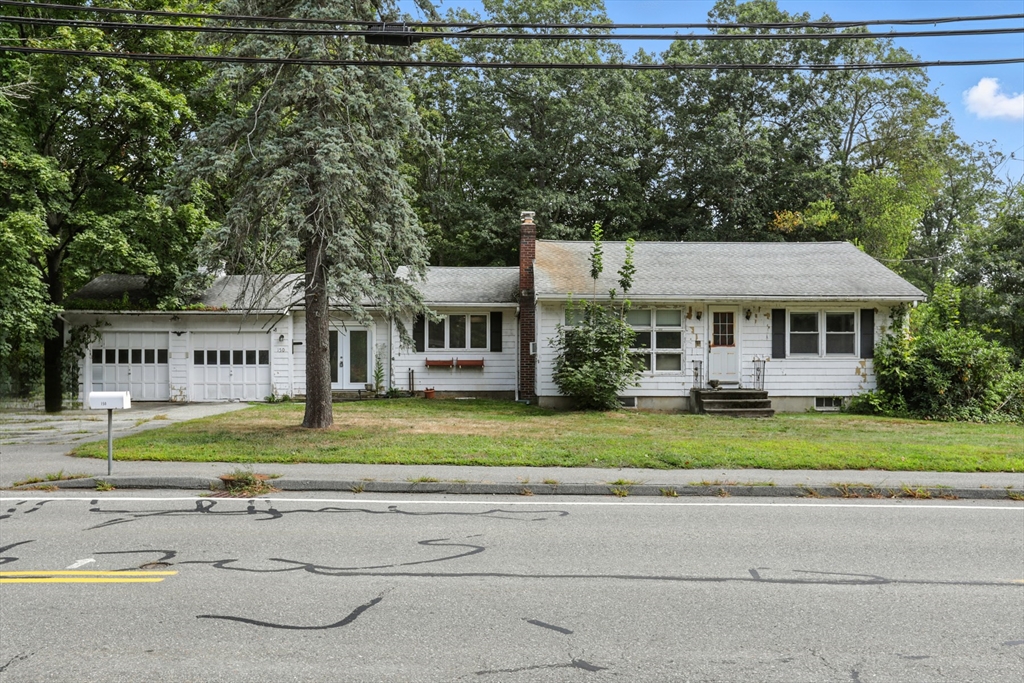 150 Goldsmith St, Littleton, Massachusetts, 3 Bedrooms Bedrooms, 5 Rooms Rooms,1 BathroomBathrooms,Residential,For Sale,Goldsmith St,73432795