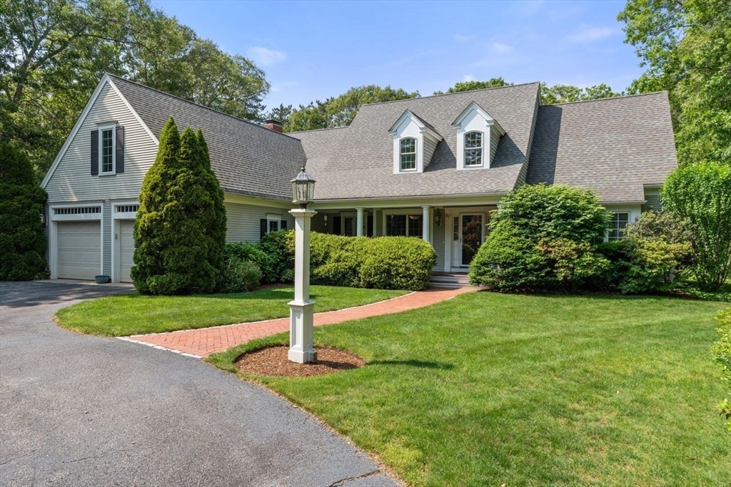 80 Flume Ave., Barnstable, Massachusetts, 4 Bedrooms Bedrooms, 9 Rooms Rooms,4 BathroomsBathrooms,Residential,For Sale,Flume Ave.,73392830