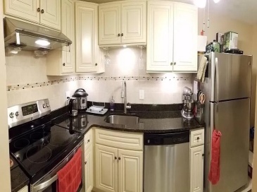 12 Hallmark Gardens, Burlington, Massachusetts, 1 Bedroom Bedrooms, 3 Rooms Rooms,1 BathroomBathrooms,Residential Lease,For Rent,Hallmark Gardens,73410304