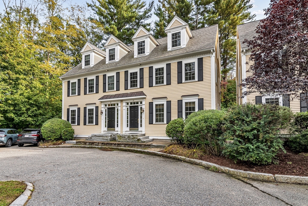 15 Nicholas Drive, Amesbury, Massachusetts, 2 Bedrooms Bedrooms, 5 Rooms Rooms,2.5 BathroomsBathrooms,Residential Lease,For Rent,Nicholas Drive,73438063