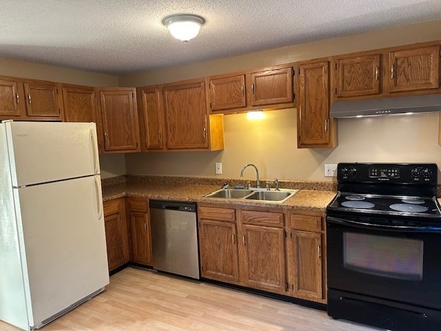 128 State Road, Baldwinville, Templeton, Massachusetts, 2 Bedrooms Bedrooms, 4 Rooms Rooms,1 BathroomBathrooms,Residential Lease,For Rent,State Road, Baldwinville,73411965