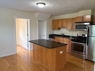 84 North Main Street, Westford, Massachusetts, 1 Bedroom Bedrooms, 4 Rooms Rooms,1 BathroomBathrooms,Residential Lease,For Rent,North Main Street,73415721