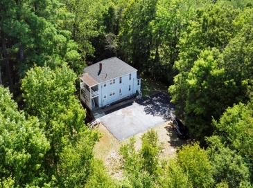 412 Charlton St, Southbridge, Massachusetts, 4 Bedrooms Bedrooms, 10 Rooms Rooms,2 BathroomsBathrooms,Residential Income,For Sale,Charlton St,73408842