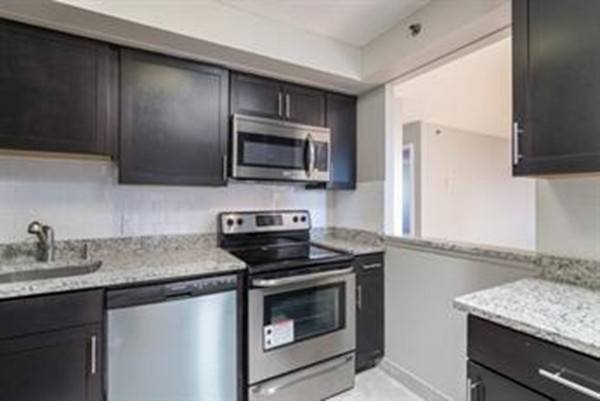 1025 Hancock St, Quincy, Massachusetts, 2 Bedrooms Bedrooms, 5 Rooms Rooms,1 BathroomBathrooms,Residential Lease,For Rent,Hancock St,73437462