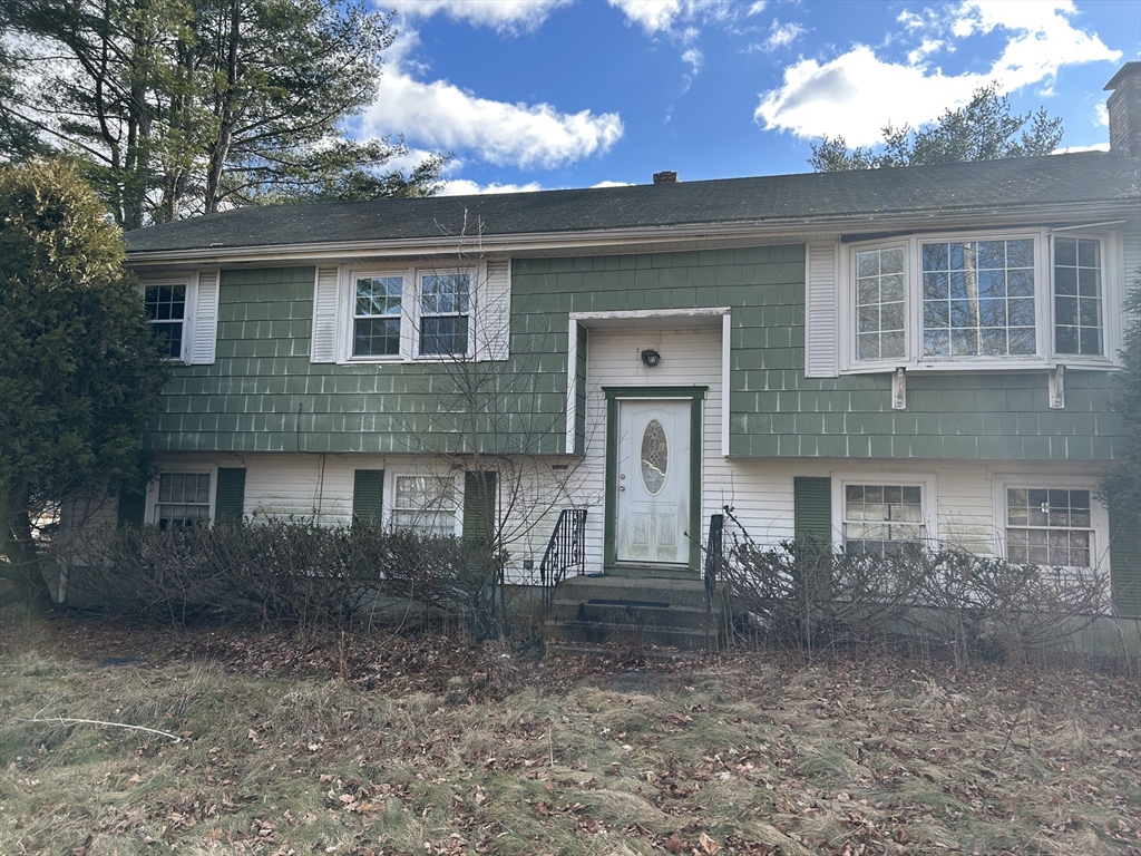 114 Short Street, Easton, Massachusetts, 3 Bedrooms Bedrooms, 6 Rooms Rooms,1.5 BathroomsBathrooms,Residential,For Sale,Short Street,73322774