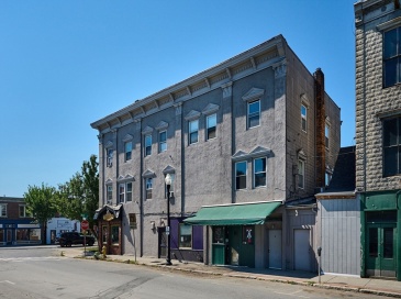 204 Main St, Greenfield, Massachusetts, ,Commercial Sale,For Sale,Main St,73288969