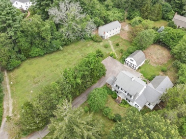 1081 Pond St, Franklin, Massachusetts, 5 Bedrooms Bedrooms, 11 Rooms Rooms,2.5 BathroomsBathrooms,Residential Income,For Sale,Pond St,73425631