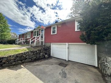 23 Rhodes Cir, Hingham, Massachusetts, 5 Bedrooms Bedrooms, 10 Rooms Rooms,2 BathroomsBathrooms,Residential Income,For Sale,Rhodes Cir,73374741