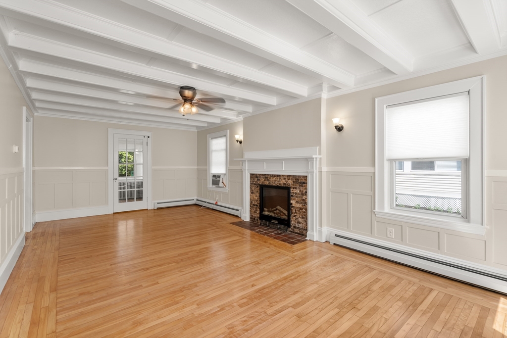 90 Central Street, Ashland, Massachusetts, 2 Bedrooms Bedrooms, 5 Rooms Rooms,1 BathroomBathrooms,Residential Lease,For Rent,Central Street,73437330