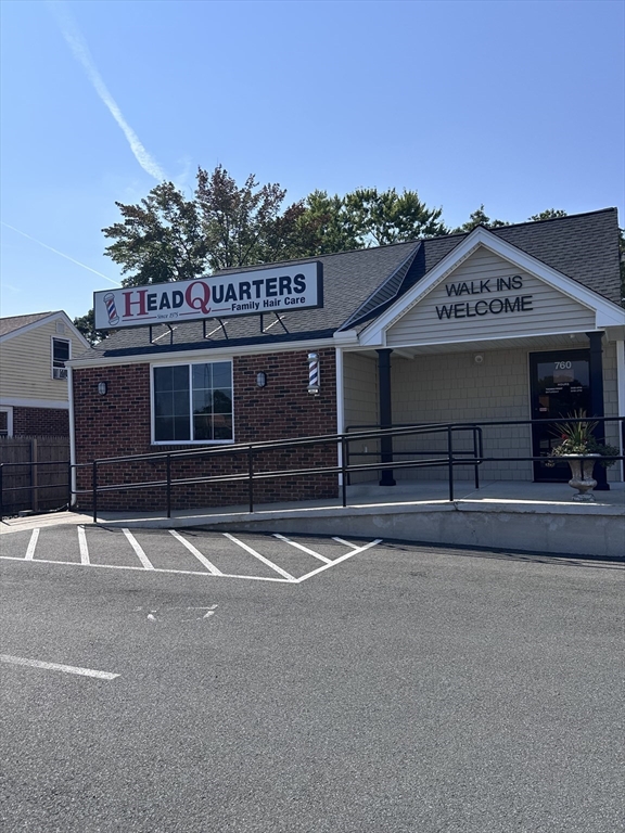 760 Memorial Dr, Chicopee, Massachusetts, ,Commercial Sale,For Sale,Memorial Dr,73290773