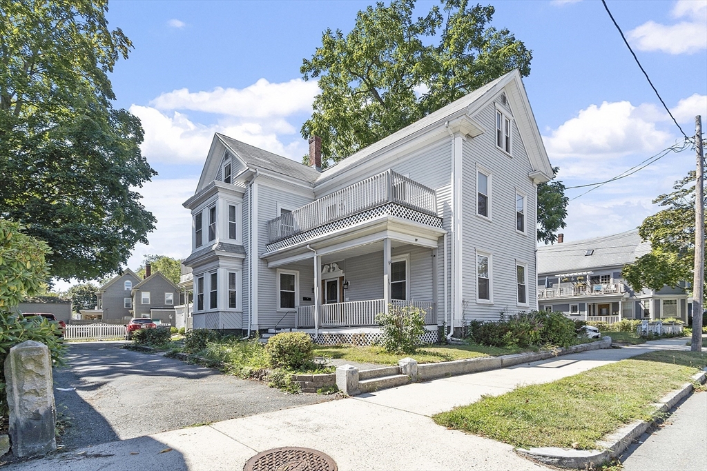 159 North Street, Salem, Massachusetts, 2 Bedrooms Bedrooms, 5 Rooms Rooms,1 BathroomBathrooms,Residential Lease,For Rent,North Street,73440357