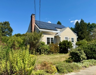 87 Oakland St, Greenfield, Massachusetts, 3 Bedrooms Bedrooms, 6 Rooms Rooms,1 BathroomBathrooms,Residential,For Sale,Oakland St,73435145