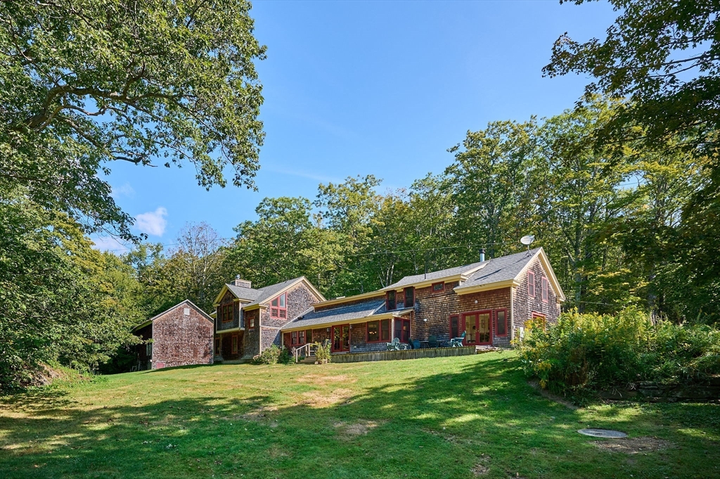 81 Smith Road, Ashfield, Massachusetts, 6 Bedrooms Bedrooms, 11 Rooms Rooms,2.5 BathroomsBathrooms,Residential,For Sale,Smith Road,73430524