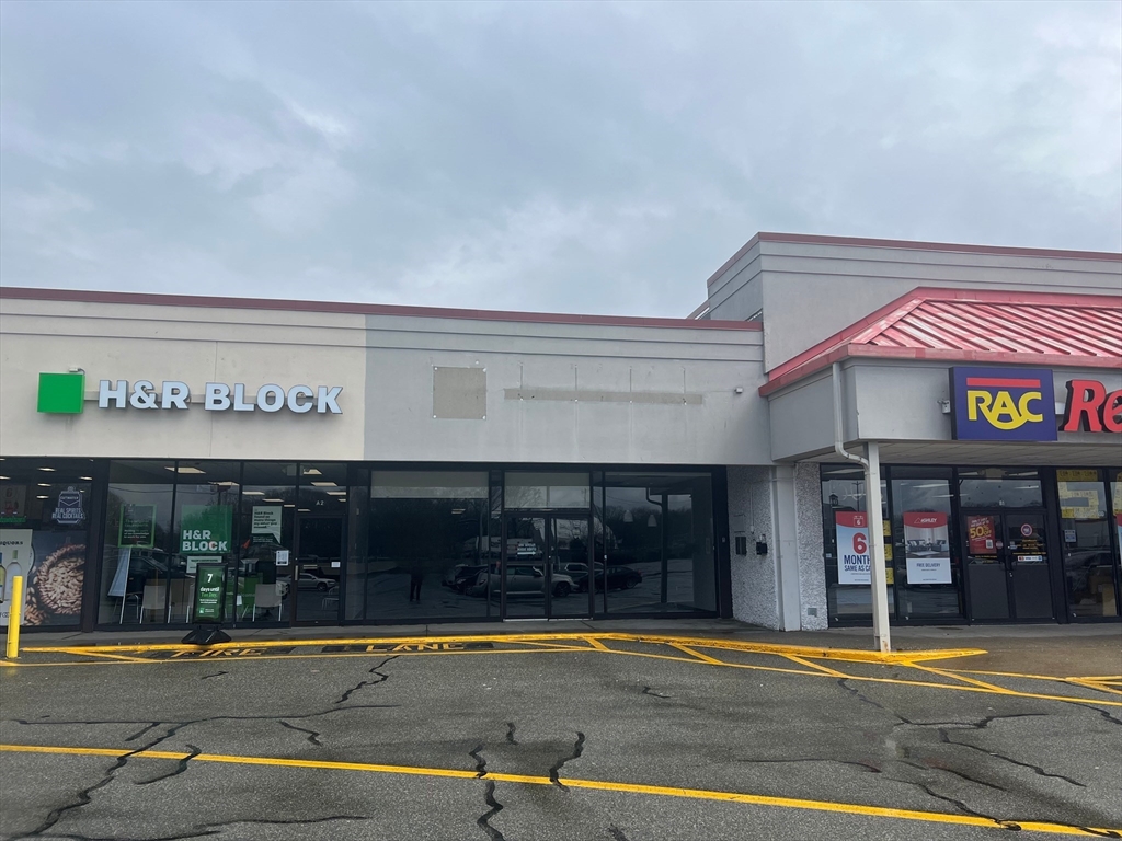 1024 Kings Hwy, New Bedford, Massachusetts, ,Commercial Lease,For Rent,Kings Hwy,73361361