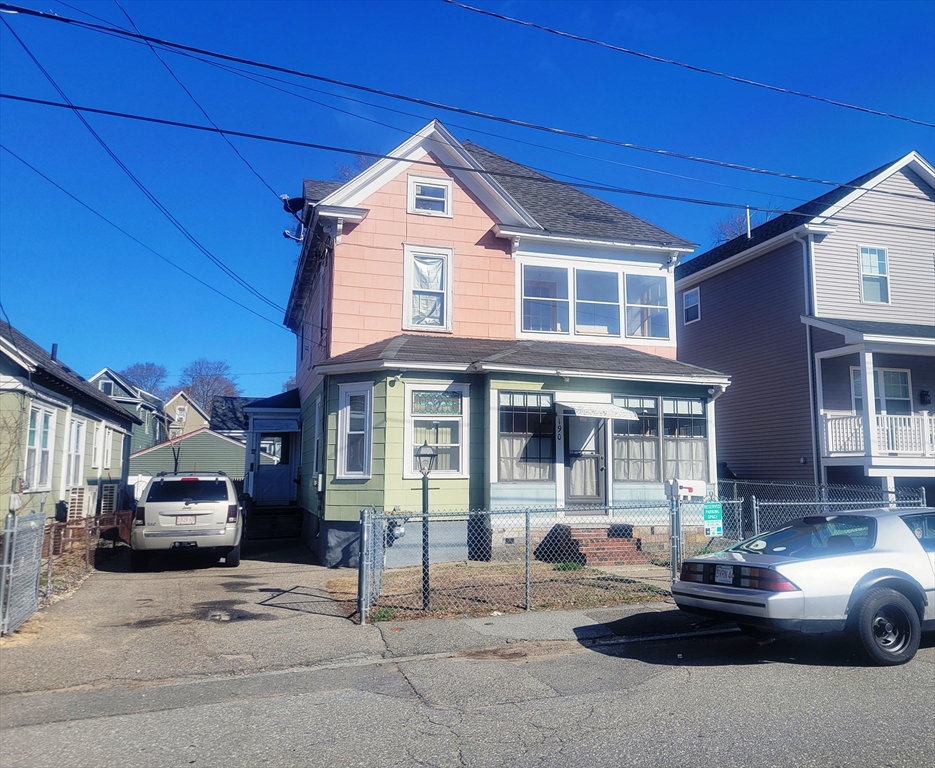 190 Ennell Street, Lowell, Massachusetts, 3 Bedrooms Bedrooms, 8 Rooms Rooms,3 BathroomsBathrooms,Residential Income,For Sale,Ennell Street,73357103