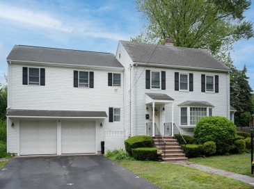 15 California Ave, Milton, Massachusetts, 6 Bedrooms Bedrooms, 10 Rooms Rooms,2.5 BathroomsBathrooms,Residential,For Sale,California Ave,73389333 15 California Ave, Milton, Massachusetts, 6 Bedrooms Bedrooms, 10 Rooms Rooms,2.5 BathroomsBathrooms,Residential,For Sale,California Ave,73389333