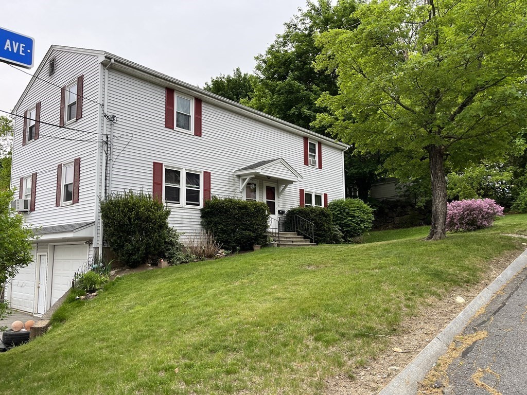 17 Mountain, Marlborough, Massachusetts, 2 Bedrooms Bedrooms, 5 Rooms Rooms,2 BathroomsBathrooms,Residential Lease,For Rent,Mountain,73439848