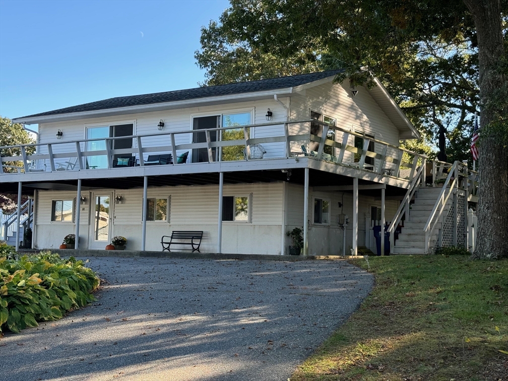 64 Edgewater Drive, Wareham, Massachusetts, 3 Bedrooms Bedrooms, 8 Rooms Rooms,2 BathroomsBathrooms,Residential,For Sale,Edgewater Drive,73424576