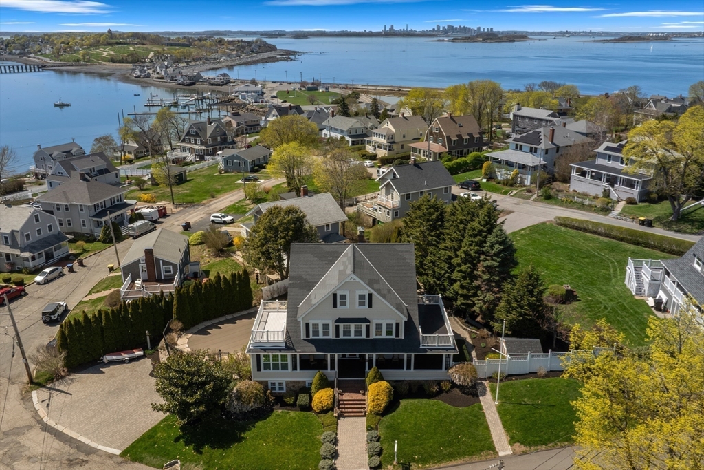 21 Beacon Rd, Hull, Massachusetts, 7 Bedrooms Bedrooms, 14 Rooms Rooms,4.5 BathroomsBathrooms,Residential,For Sale,Beacon Rd,73366677