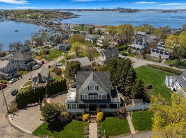 21 Beacon Rd, Hull, Massachusetts, 7 Bedrooms Bedrooms, 14 Rooms Rooms,4.5 BathroomsBathrooms,Residential,For Sale,Beacon Rd,73366677