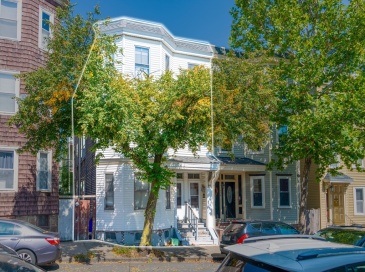 454-456 E 6th St, Boston, Massachusetts, 8 Bedrooms Bedrooms, 14 Rooms Rooms,3 BathroomsBathrooms,Residential Income,For Sale,E 6th St,73296682