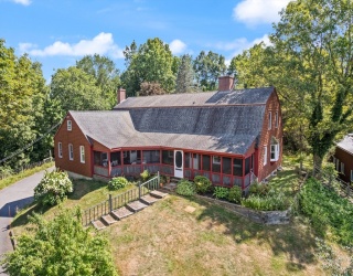 284 Martins Pond Road, Groton, Massachusetts, 4 Bedrooms Bedrooms, 11 Rooms Rooms,3.5 BathroomsBathrooms,Residential,For Sale,Martins Pond Road,73419802