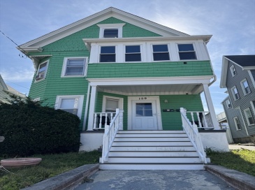 159 Vernal St, Everett, Massachusetts, 8 Bedrooms Bedrooms, 11 Rooms Rooms,2 BathroomsBathrooms,Residential Income,For Sale,Vernal St,73434277