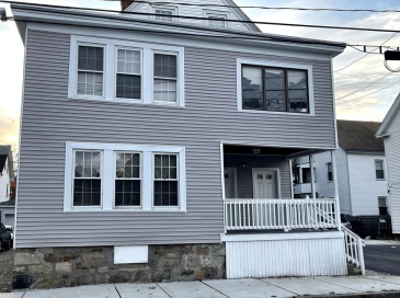 53-55 Phillips Street, Lawrence, Massachusetts, 5 Bedrooms Bedrooms, 14 Rooms Rooms,3 BathroomsBathrooms,Residential Income,For Sale,Phillips Street,73407658