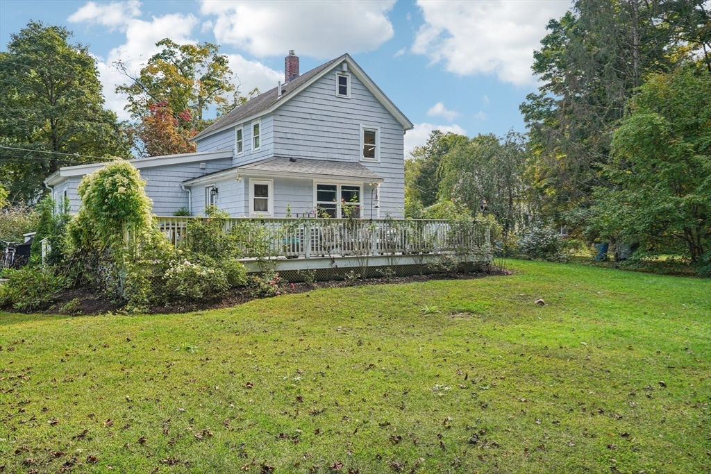 13 High St, Stow, Massachusetts, 3 Bedrooms Bedrooms, 6 Rooms Rooms,2.5 BathroomsBathrooms,Residential,For Sale,High St,73437872