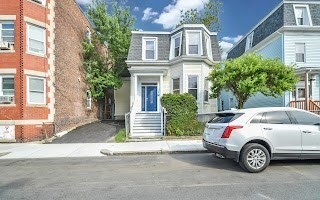 6 Weld Ave, Boston, Massachusetts, 2 Bedrooms Bedrooms, 5 Rooms Rooms,1 BathroomBathrooms,Residential Lease,For Rent,Weld Ave,73406117