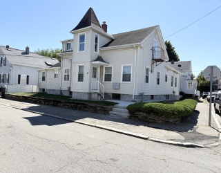 93 Johnson, Pawtucket, Rhode Island, 1 Bedroom Bedrooms, 3 Rooms Rooms,1 BathroomBathrooms,Residential Lease,For Rent,Johnson,73425136