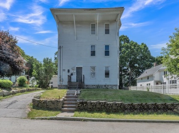 10 Foster Street, Webster, Massachusetts, 3 Bedrooms Bedrooms, 6 Rooms Rooms,1 BathroomBathrooms,Residential Lease,For Rent,Foster Street,73445747 10 Foster Street, Webster, Massachusetts, 3 Bedrooms Bedrooms, 6 Rooms Rooms,1 BathroomBathrooms,Residential Lease,For Rent,Foster Street,73445747