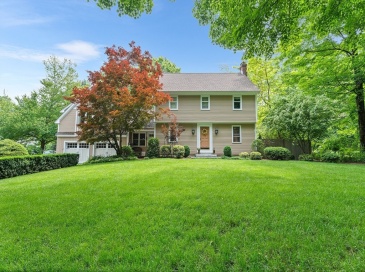 6 Fruit St, Hopkinton, Massachusetts, 4 Bedrooms Bedrooms, 10 Rooms Rooms,1.5 BathroomsBathrooms,Residential,For Sale,Fruit St,73389885 6 Fruit St, Hopkinton, Massachusetts, 4 Bedrooms Bedrooms, 10 Rooms Rooms,1.5 BathroomsBathrooms,Residential,For Sale,Fruit St,73389885