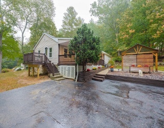 1220 Wachusett St., Holden, Massachusetts, 3 Bedrooms Bedrooms, 5 Rooms Rooms,2 BathroomsBathrooms,Residential,For Sale,Wachusett St.,73436001