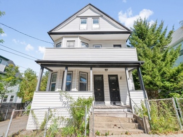 46 Princeton St, Somerville, Massachusetts, 5 Bedrooms Bedrooms, 12 Rooms Rooms,2 BathroomsBathrooms,Residential Income,For Sale,Princeton St,73434608
