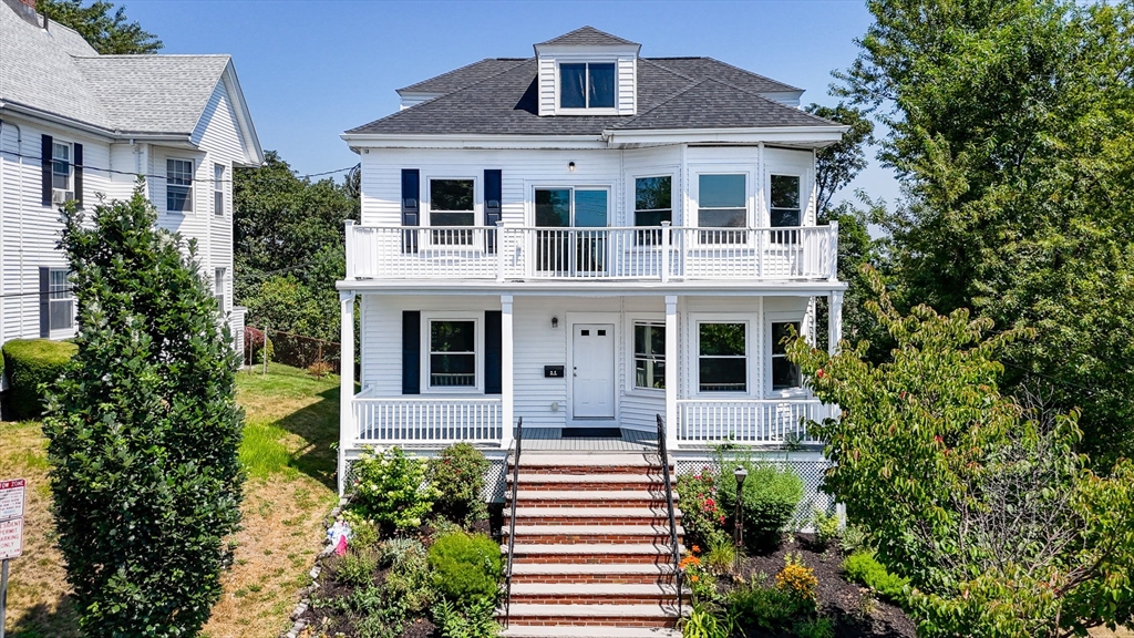 21 Crest Ave, Chelsea, Massachusetts, 8 Bedrooms Bedrooms, 15 Rooms Rooms,3 BathroomsBathrooms,Residential Income,For Sale,Crest Ave,73417244