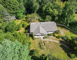 148-R Elm St, Newbury, Massachusetts, 3 Bedrooms Bedrooms, 5 Rooms Rooms,2 BathroomsBathrooms,Residential,For Sale,Elm St,73432109