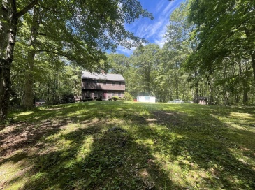 330 Arbor St, Lunenburg, Massachusetts, 3 Bedrooms Bedrooms, 6 Rooms Rooms,1.5 BathroomsBathrooms,Residential,For Sale,Arbor St,73385254