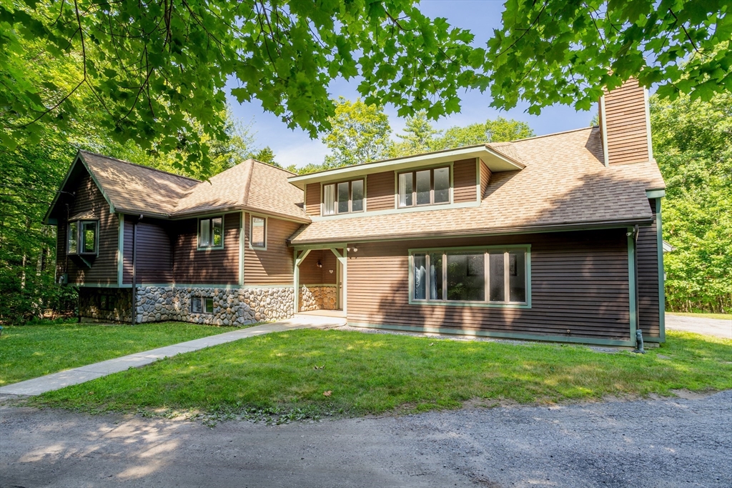 34 Hermit, Alton, New Hampshire, 3 Bedrooms Bedrooms, 8 Rooms Rooms,2.5 BathroomsBathrooms,Residential,For Sale,Hermit,73412000