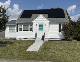 458 Kenneth Ave, Somerset, Massachusetts, 2 Bedrooms Bedrooms, 5 Rooms Rooms,2 BathroomsBathrooms,Residential,For Sale,Kenneth Ave,73430916